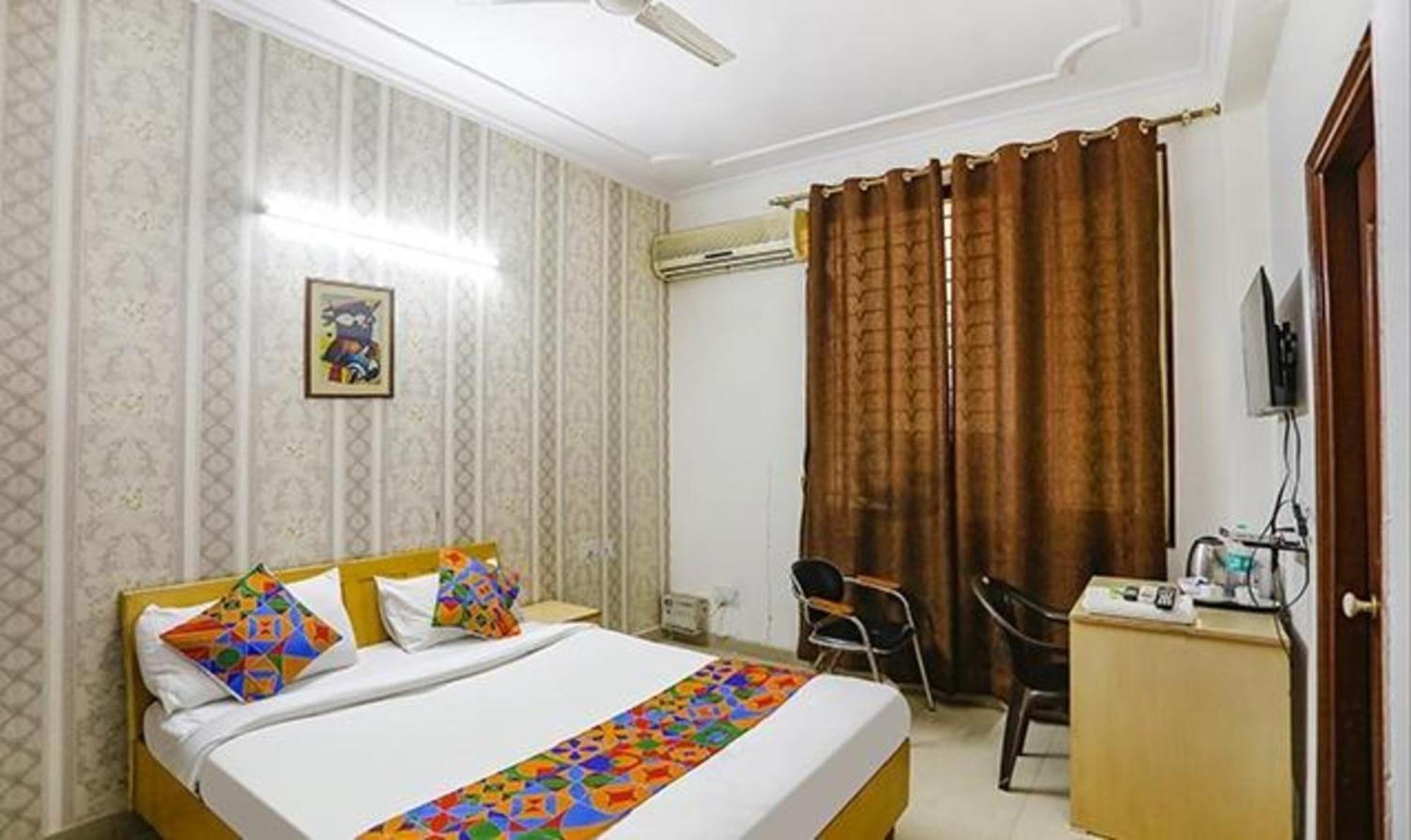 Fabexpress Ap International Hotell Noida Eksteriør bilde