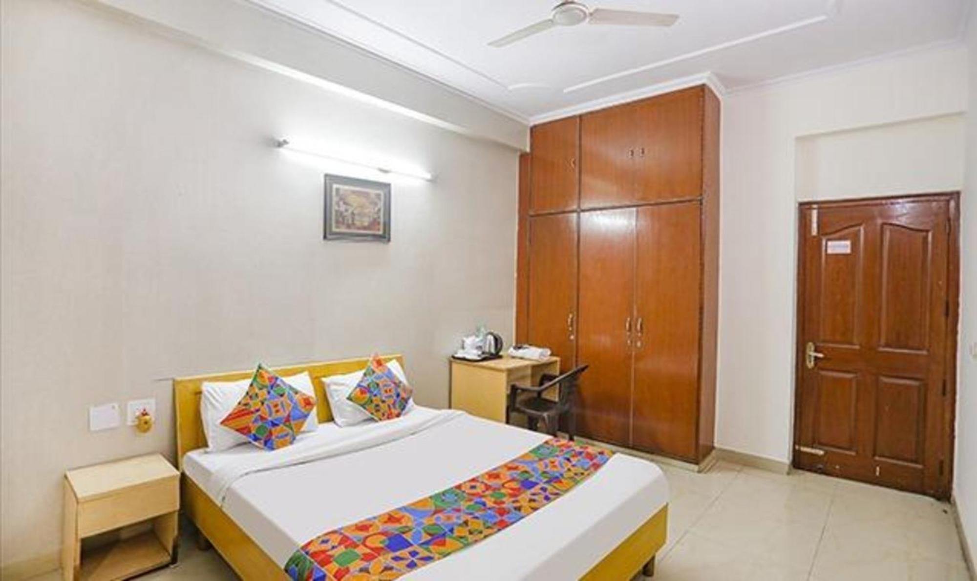 Fabexpress Ap International Hotell Noida Eksteriør bilde